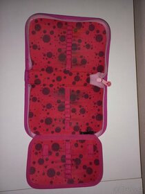 Batoh s penálem zn. Topgal 1 - 7