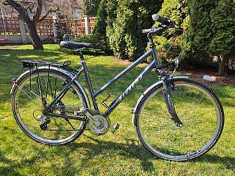 Damske mestske kolo 28 - 7