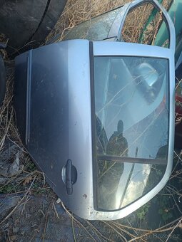 Dveře fabia nekompletní hatchback - 7