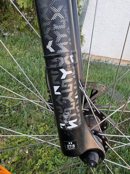 Specialized Jynx vel M - 7