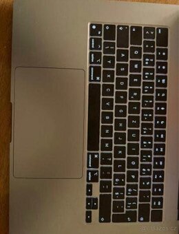 MacBook Air 15 16/512 - 7