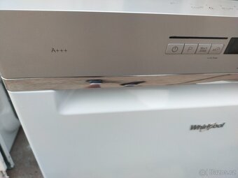 Prodám zánovní myčku zn. Whirlpool Zdarma Dovezu-- - 7