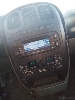 Chrysler Voyager - 7