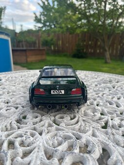 BMW E36 Khyzyl Saleem British Green 2022 - 7
