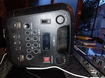 Prodám numark idj pro 2012 - 7