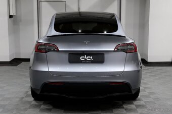 Tesla Model Y Long Range Dual Motor AWD  REZERVOVÁNO - 7