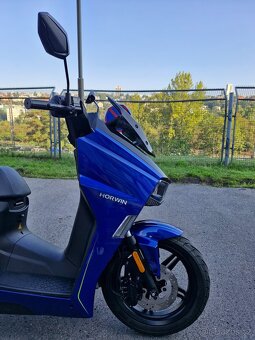 Horwin SK3 - předváděcí skútr - 7