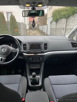 Volkswagen Sharan 2,0TDI top stav - 7