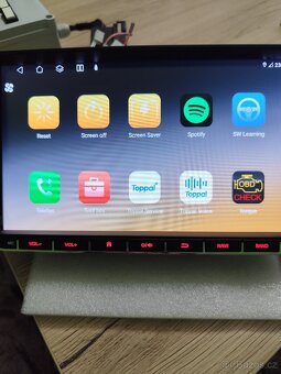 Autorádio Anroid pro Škoda, VW RAM 8GB - 7