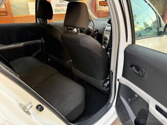 Toyota Yaris 1,0i - 7
