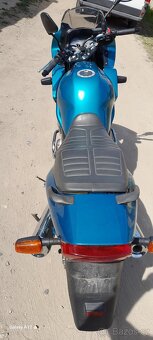 Prodám Silniční motorku Yamaha 600 ccm - 7