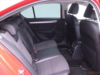 Škoda Octavia 1,6 TDI DSG Elegance (2014) - 7