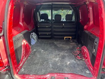 Berlingo 3 místne - 7