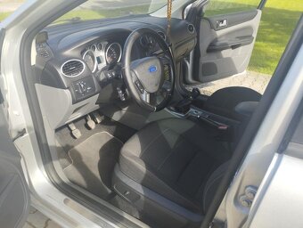 Ford Focus 2.0i 107kw Zetec Titanium 2008 - 7