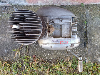 Starý motor na motocykl jawa čz typ 356 175 - 7