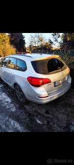 Prodam Opel Astru sport tourneo 2012 - 7