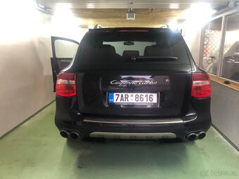 Porsche Cayenne Turbo 4.8 - 7