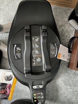 Vajíčko Joie i-Gemm™ 3 a báze Joie i-Base™ Encore 2024 - 7