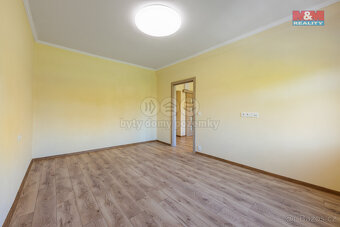 Prodej bytu 1+1 v Karlových Varech, 35 m2, ul. U Trati - 7