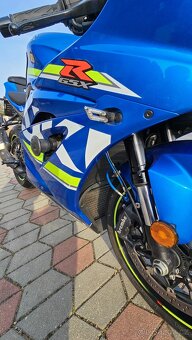 Suzuki GSXR 1000 2018 - 7