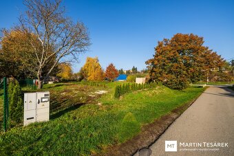 Prodej stavebního pozemku v obci Úvaly u Valtic 1448 m2 - 7
