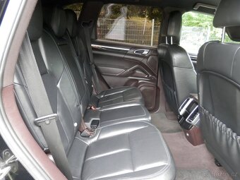 Porsche Cayenne 3.0D, Navi, Kůže, 22ALU + sada 18"zimní - 7