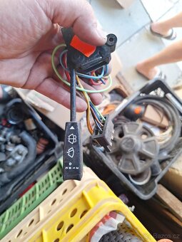 Směs dilu a doplňku škoda - 7