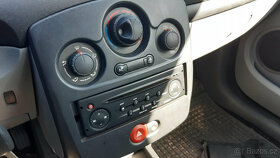 Renault CLio III 1,2 16V 55kW 2005 5dver, DILY, JEZDI - 7