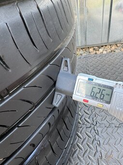 185/60/15 - Kumho letní sada pneu - 7