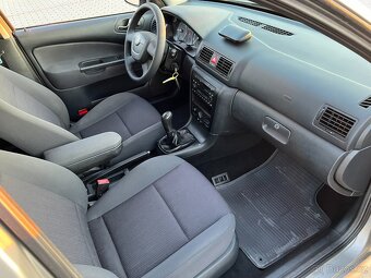 Škoda Octavia 2009 Combi TOUR 1.9TDI 74kw - TAŽNÉ, KLIMA - 7