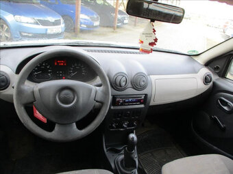 Dacia Sandero 1,4 i - 7