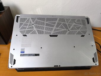 Notebook MSI creator Z17 2tb SSD 64GB Ram i7 4k - 7
