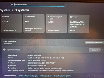 Starší herní notebook Acer Predator - 7