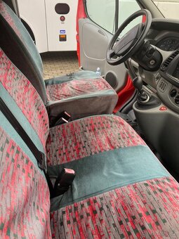 Renault TRAFIC 9 míst (8+1), 1.9dci 74kw, rok 2003 - 7