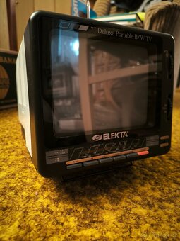 Televizor Elekta E-707 s radiem - 7