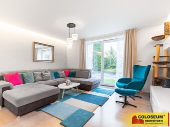Moravský Krumlov, RD 5+kk, pozemek 760m2, zahrada, bazén - r - 7