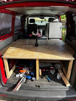 Volkswagen T5 1.9 TDI - TOP STAV - 7