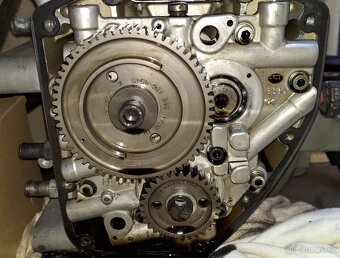 Motor HD Dyna Super Glide FXD TC 2003 výroční model - 7