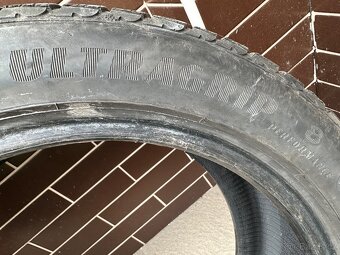 Pneu Goodyear Ultragrip 8 performance 245 45 r18 100V - 7