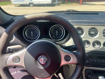 Prodám nebo vyměním Alfa Romeo 159 2.4 jtd 147 kw - 7