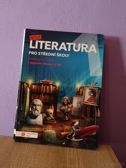 Prodám učebnice češtiny, angličtiny a dějin výtvarné kultury - 7