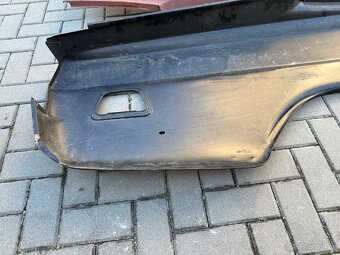Volha Gaz 24, nové originální zadní blatníky - 7