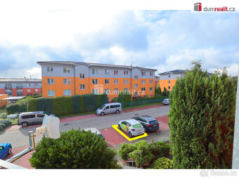 Světlý byt 3+kk, 59 m2 + balkon 2 m2, sklep, parkovací stání - 7