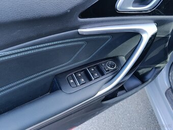 Kia Ceed SW Edice 30 - 7