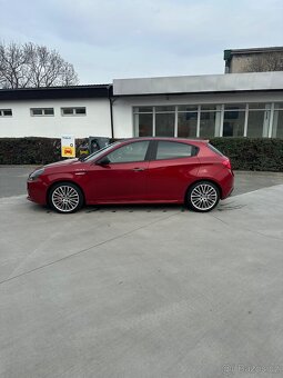 Alfa Romeo Giulietta 1.8 177 KW benzín VELOCE - 7