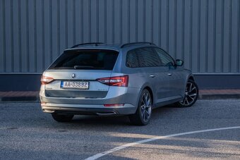 Škoda Superb Combi 2.0 TDI Sportline-DSG - 7