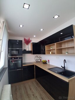 Prodej kompletně zrekonstruovaný byt 1+1 33m2 s lodžií 4m2 - 7