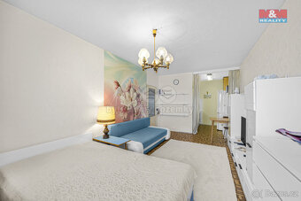 Prodej bytu 2+kk/lodžie 43 m², Praha, ul. Kurčatovova - 7