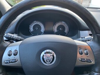 Jaguar XF 5.0 2009 závada na motoru - 7