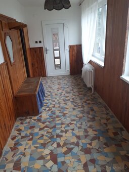 Horní Beřkovice - Pronájem RD se zahradou a bazénem - 7
